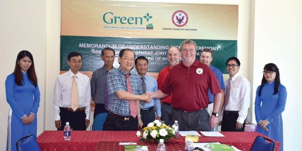 [BÁO ĐẦU TƯ] Green+ ký kết hợp tác với Hội đồng sâm Wisconsin Hoa Kỳ