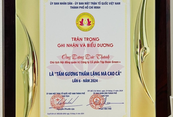 Tấm Gương Thầm Lặng Mà Cao Cả 2024