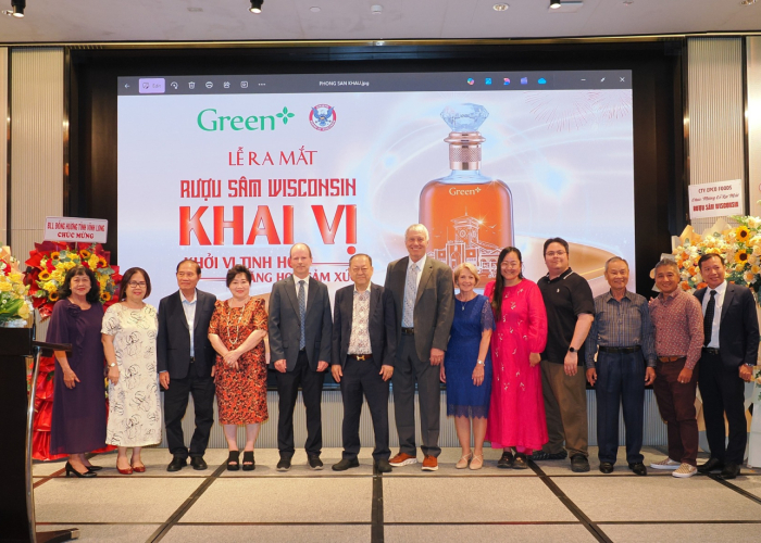 GREEN+ TỔ CHỨC LỄ RA MẮT RƯỢU SÂM WISCONSIN KHAI VỊ